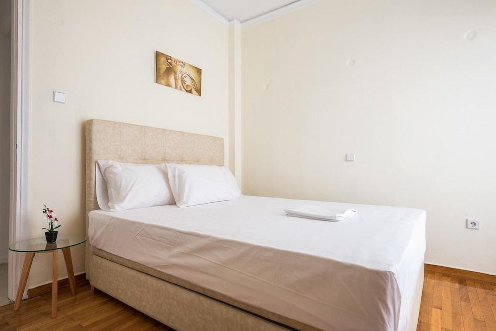 Acropolis View Paradise Apartments Athens Exterior photo